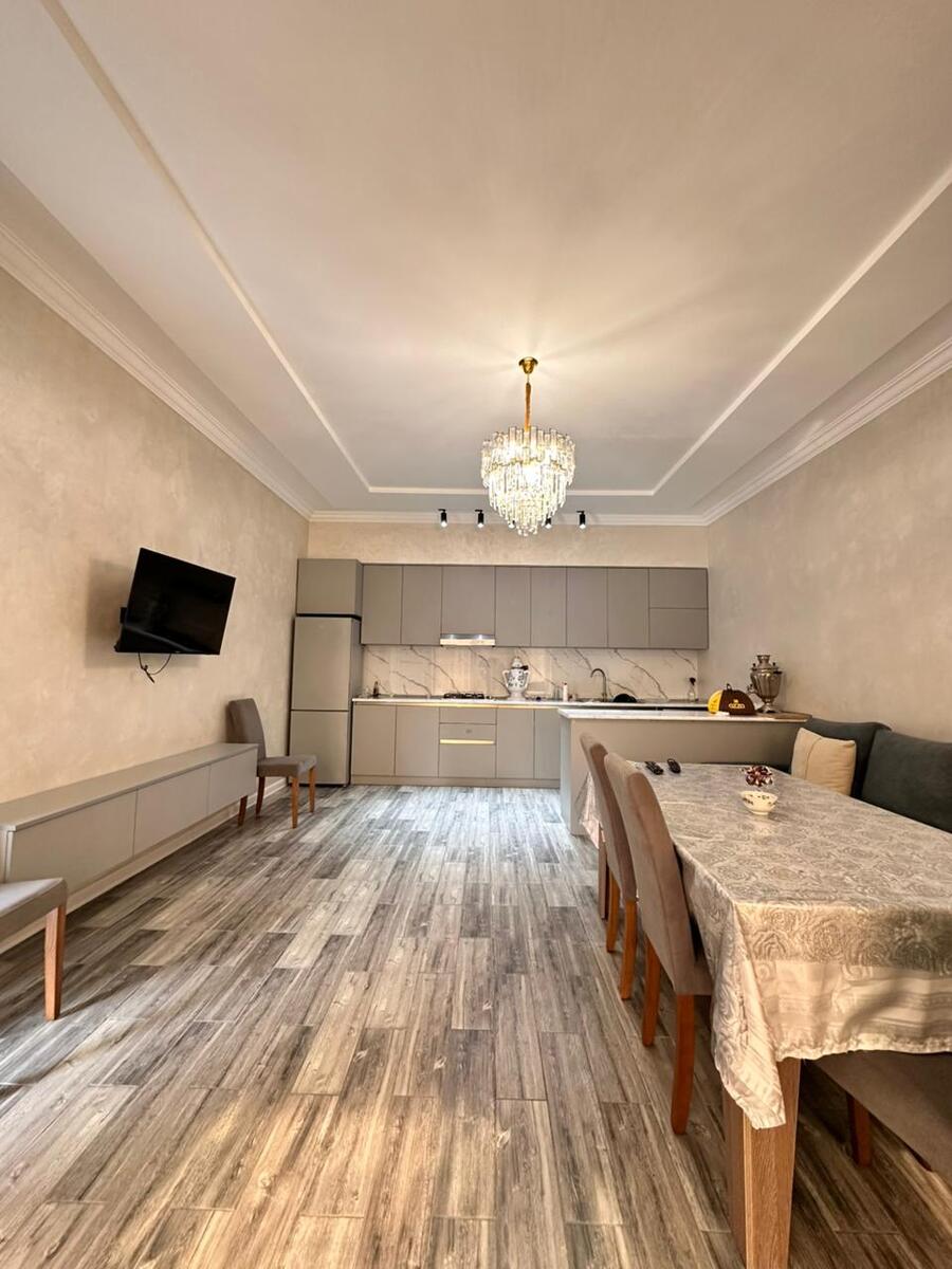 Satılır 4 otaqlı həyət evi/bağ evi 130 m² — Ev, villa, Bakı (3)