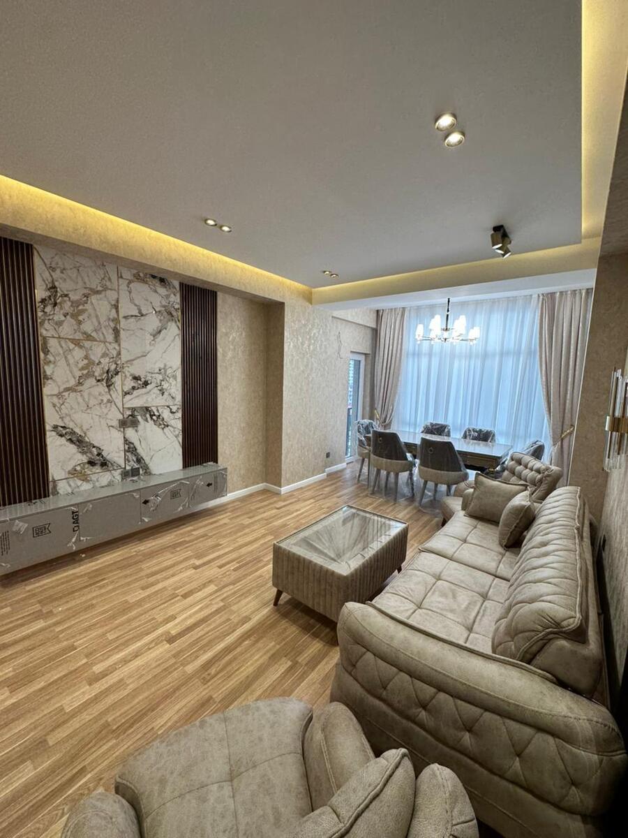 Satılır 2 otaqlı yeni tikili 70 m² — Mənzil, Bakı (2)