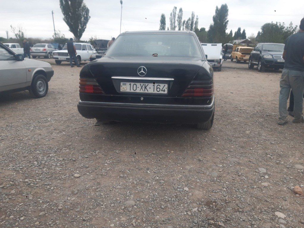 Mercedes 250 D, 2.5 L, 1994 il, 200 000 km 10-XK-164 — Avtomobillər, Bakı (4)