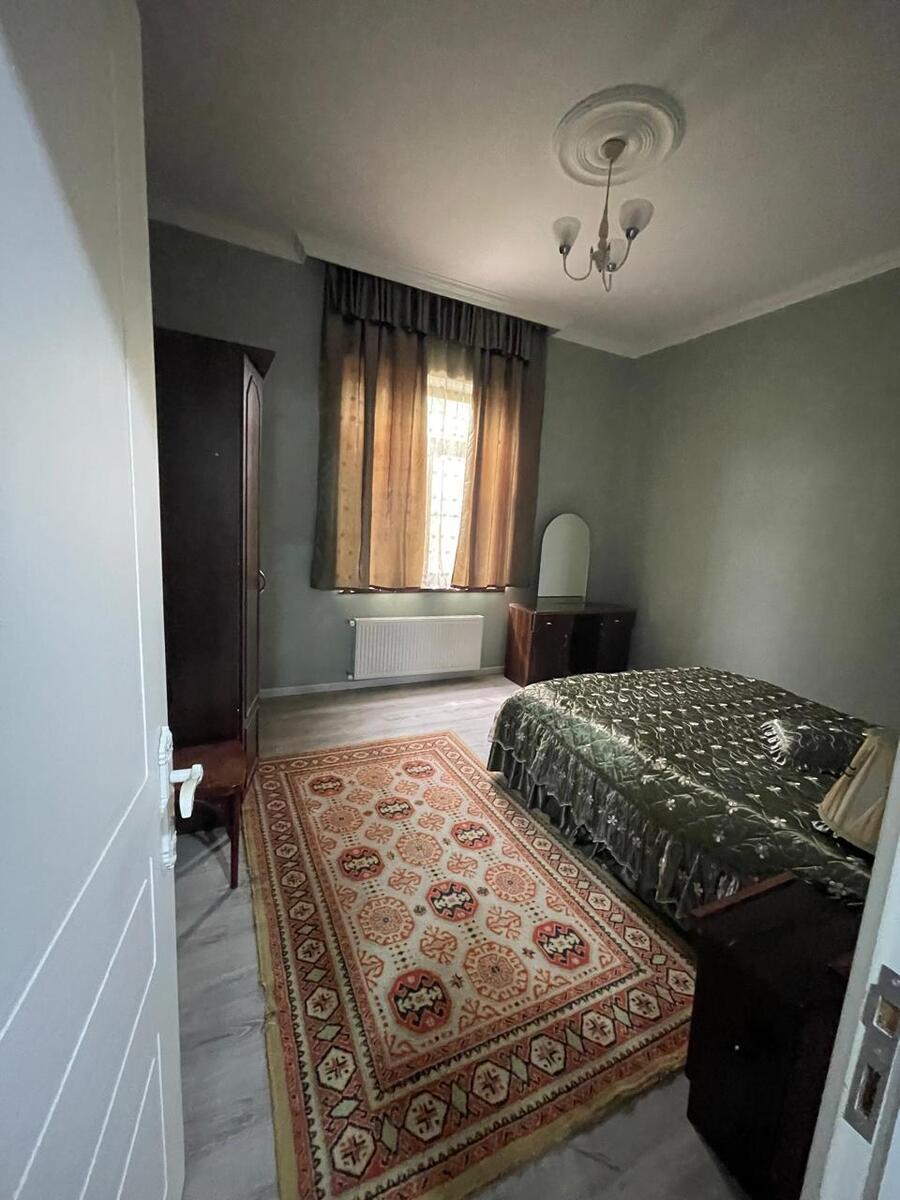 Satılır 4 otaqlı həyət evi/bağ evi 200 m² — Ev, villa, Bakı (11)