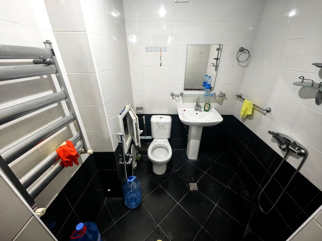 Satılır 1 otaqlı köhnə tikili 45 m² — Mənzil, Bakı (7)