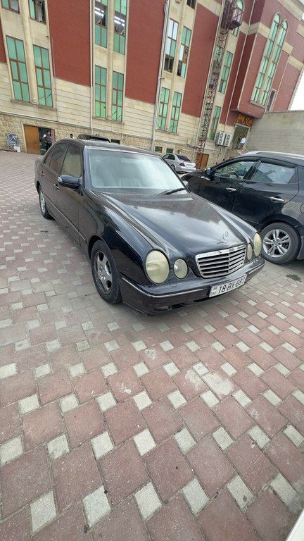 Mercedes E 200, 2.0 L, 2000 il, 257 000 km 18-BX-681 — Avtomobillər, Bakı (2)