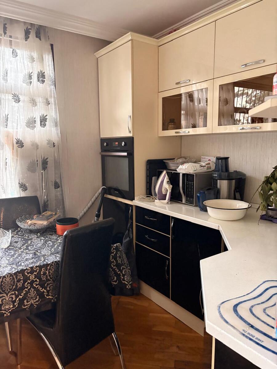 Satılır 2 otaqlı köhnə tikili 66 m² — Mənzil, Bakı (7)