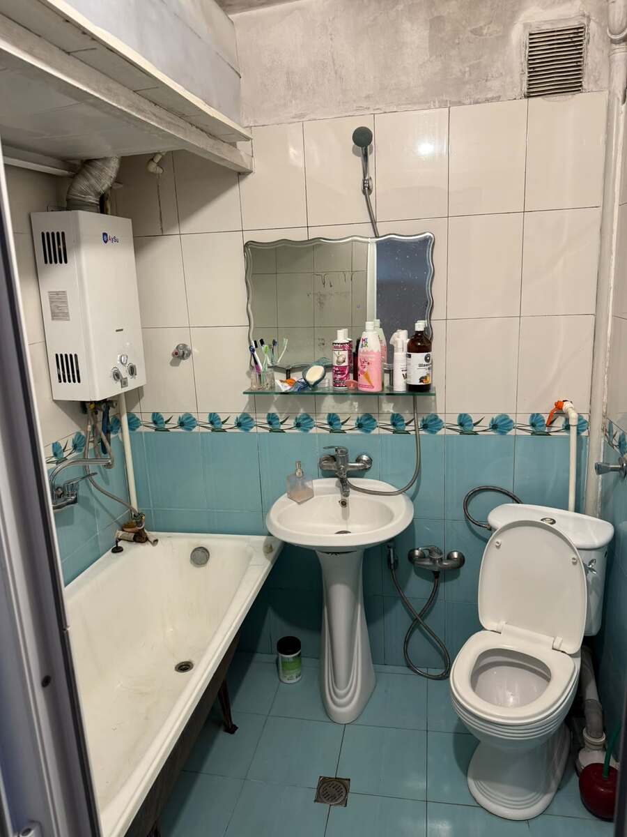 Satılır 3 otaqlı köhnə tikili 75 m² — Mənzil, Bakı (8)