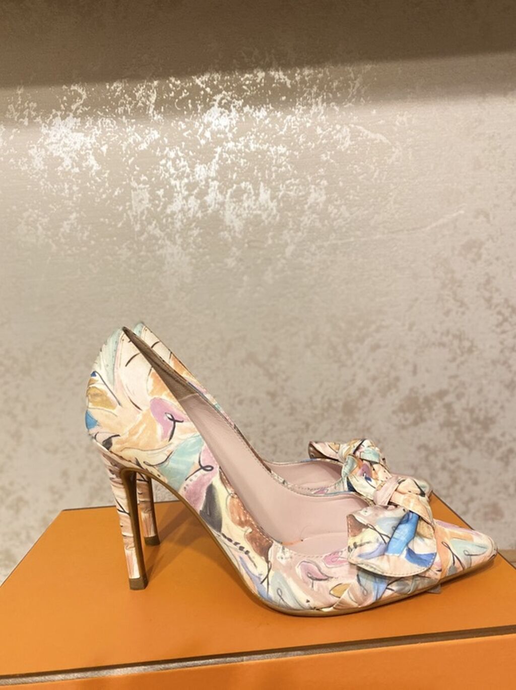 Ted Baker London qadın tuflisi - Model: Klassik nasos (pump), sivri — Tufl, Bakı (3)