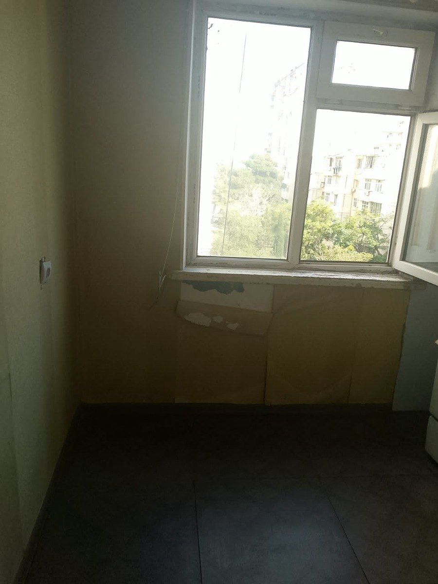 Satılır 1 otaqlı köhnə tikili 35 m² — Mənzil, Bakı (4)