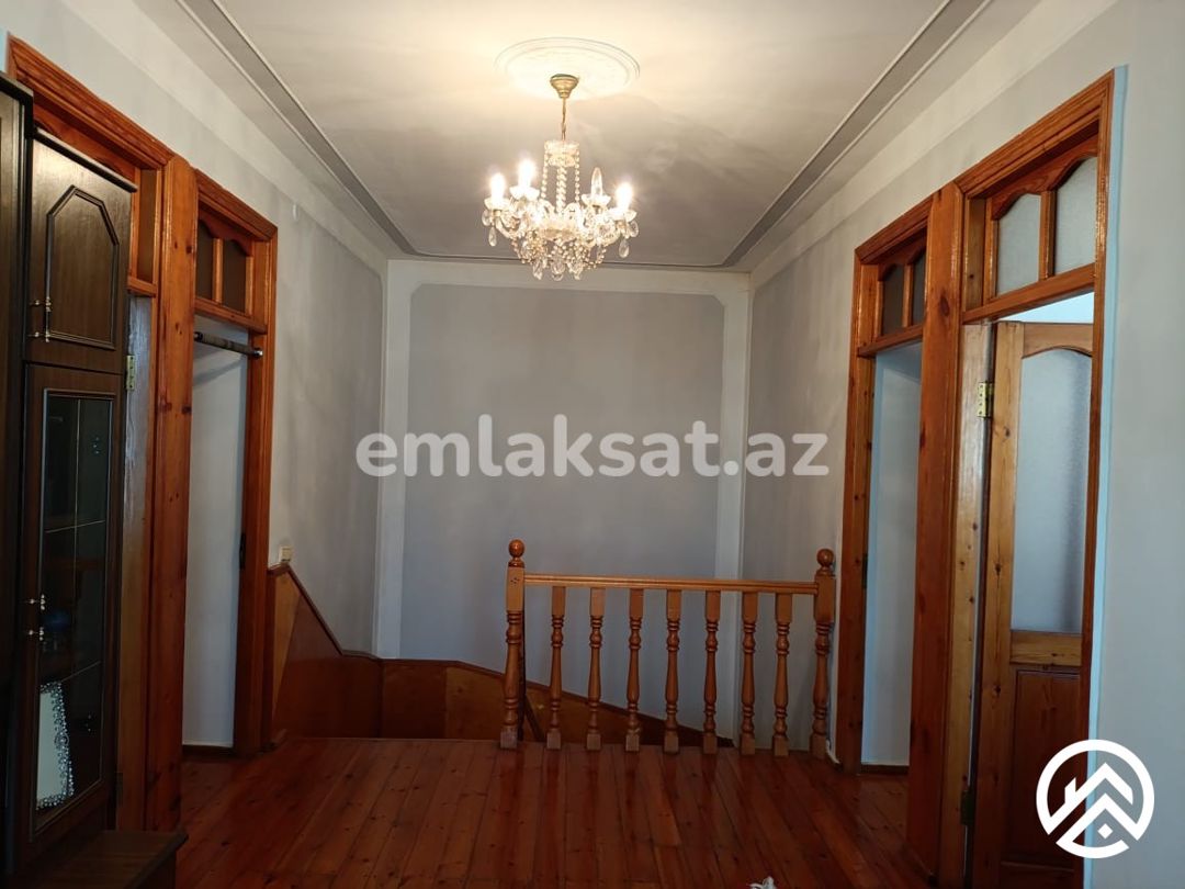 Satılır 5 otaq həyət evi / bağ evi 200 m², Qaraçuxur — Ev, villa, Bakı (8)