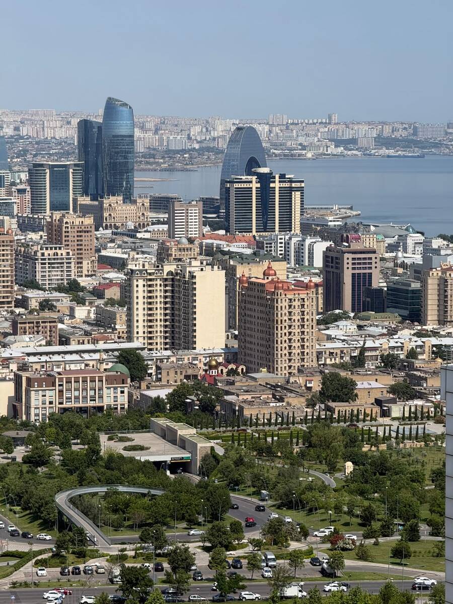 Satılır 7 otaqlı yeni tikili 350 m² — Mənzil, Bakı (2)