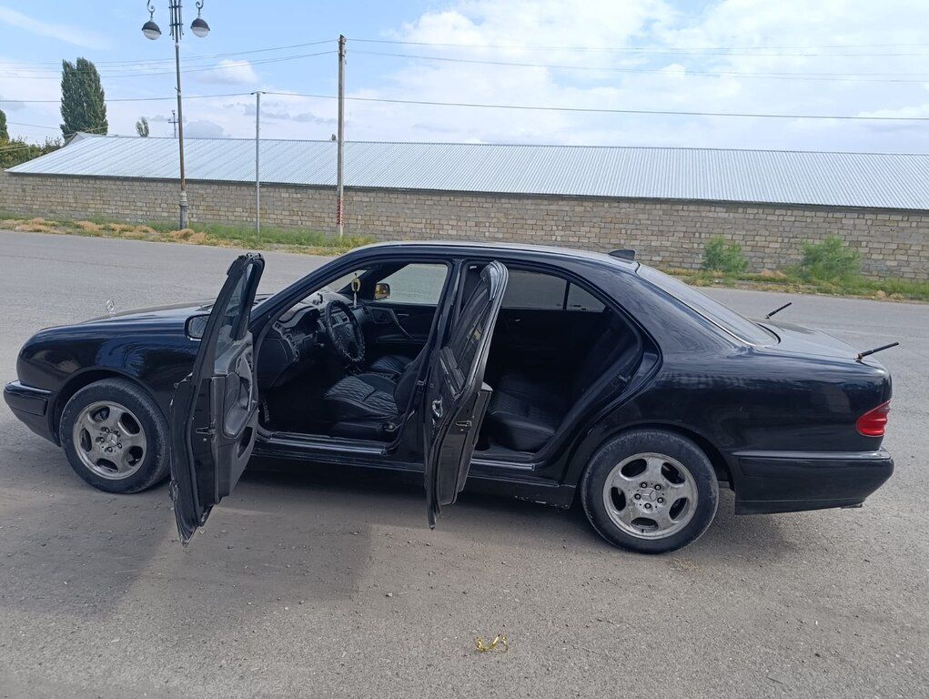Mercedes E 320, 3.2 L, 1999 il, 441 000 km — Avtomobillər, Ucar (5)