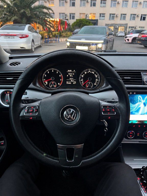 Volkswagen Passat, 2.5 L, 2012 il, 270 483 km 01-AG-849 — Avtomobillər, Bakı (10)