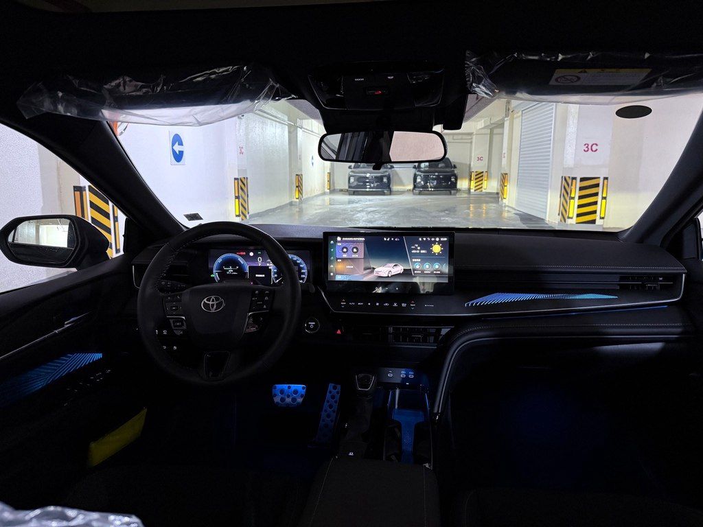 Toyota Camry, 2.0 L, 1 kWh, 2026 il, yeni — Avtomobillər, Bakı (8)