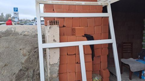 2 ededi 100manat pəncərə çərçivəsi — Xırdalan
