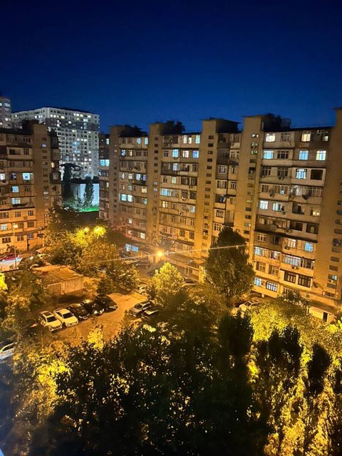 Satılır 5 otaqlı köhnə tikili 120 m² — Bakı