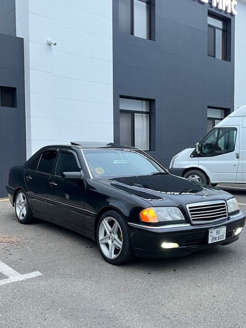 Mercedes C 230, 2.3 L, 1998 il, 330 000 km — Qəbələ