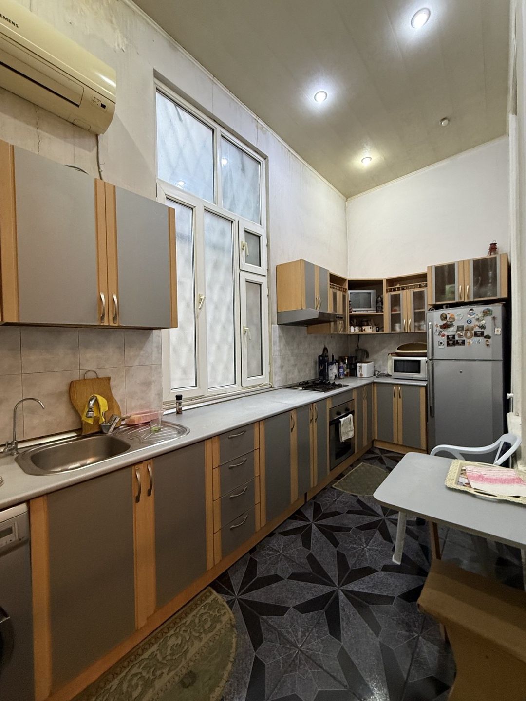 Satılır 4 otaqlı köhnə tikili 100 m² — Mənzil, Bakı (11)
