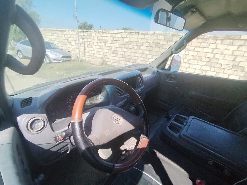Nissan Urvan, 3.0 L, 2005 il, 475 000 km 99-NX-968 — Avtomobillər, Sumqayıt (6)