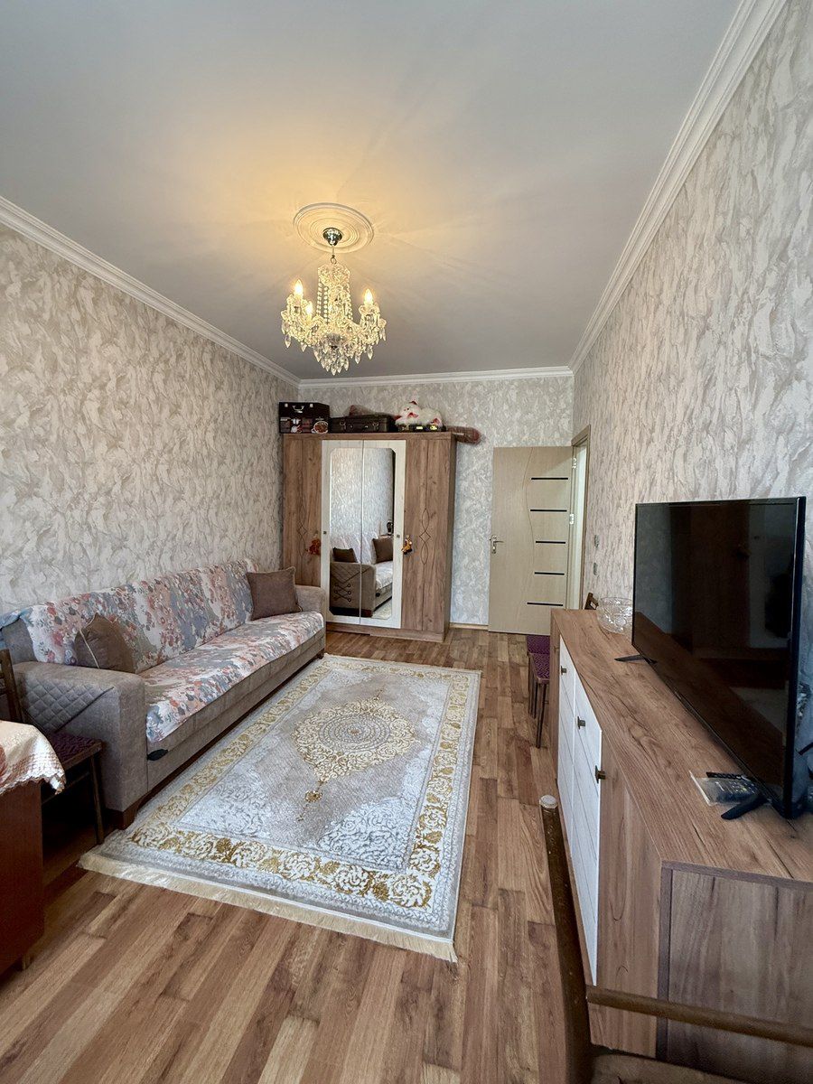 Satılır 1 otaqlı köhnə tikili 45 m² — Mənzil, Bakı (2)