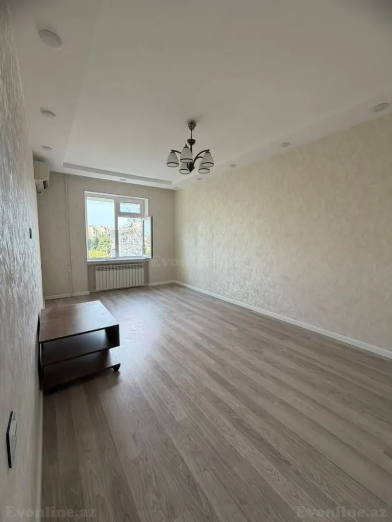 Satılır 2 otaqlı Mənzil Köhnə tikili 65 m² Bakı, Xətai r., Əhmədli m — Mənzil, Bakı (2)
