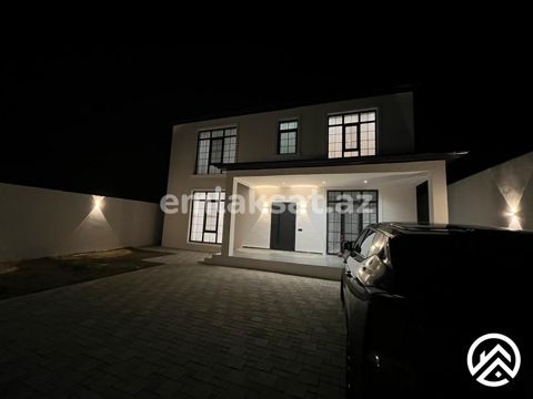 Satılır 7 otaq həyət evi / bağ evi 250 m², Badamdar — Bakı