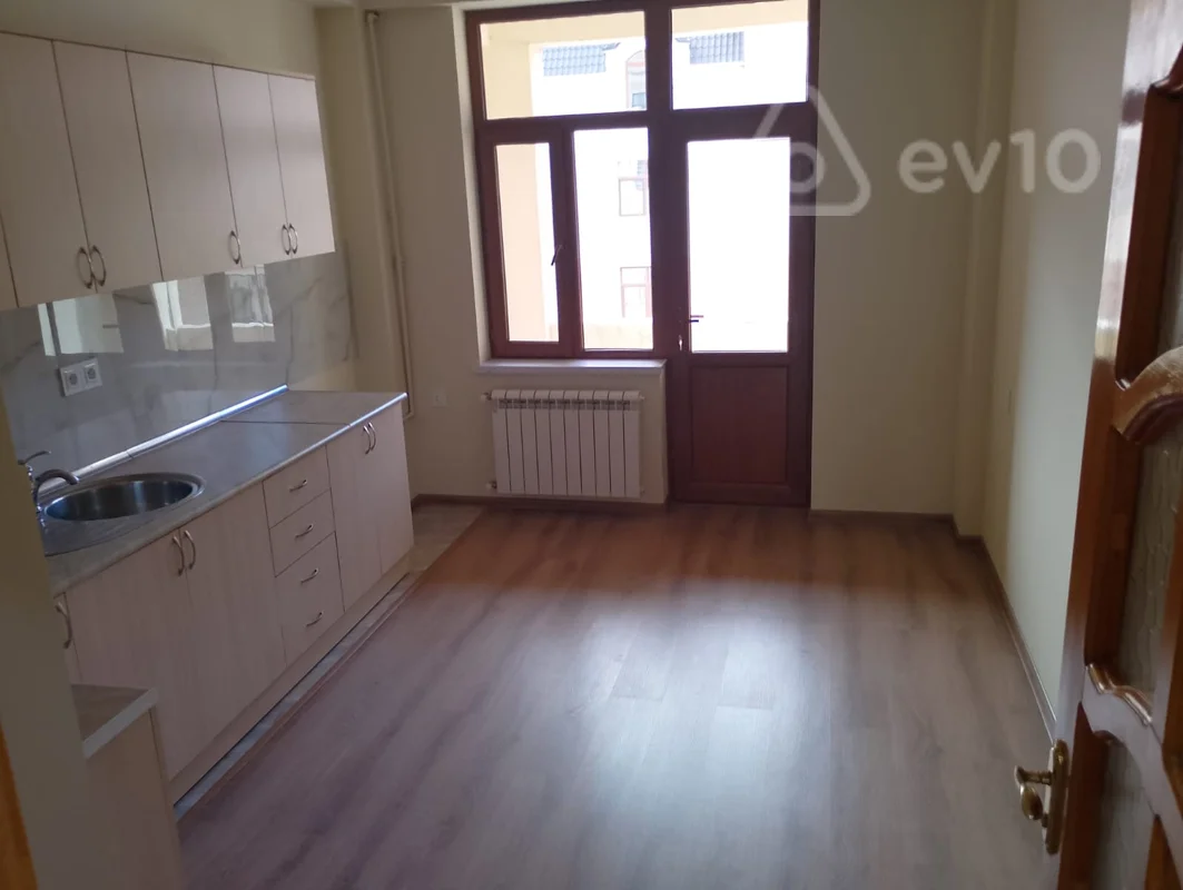 3 otaqlı mənzil, 95 m², h.eliyev prospekti — kirayə — Mənzil, Bakı (12)