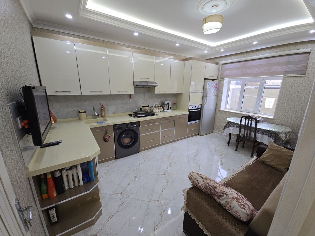 Satılır 5 otaqlı həyət evi/bağ evi 230 m² — Ev, villa, Bakı (7)