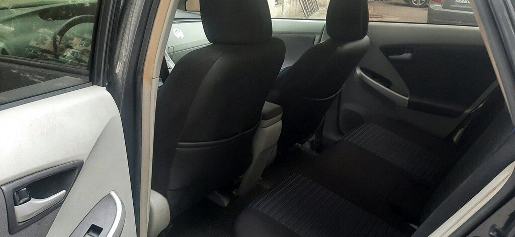 Toyota Prius, 1.8 L, 1.3 kWh, 2011 il, 550 396 km 77-MQ-346 — Avtomobillər, Bakı (12)