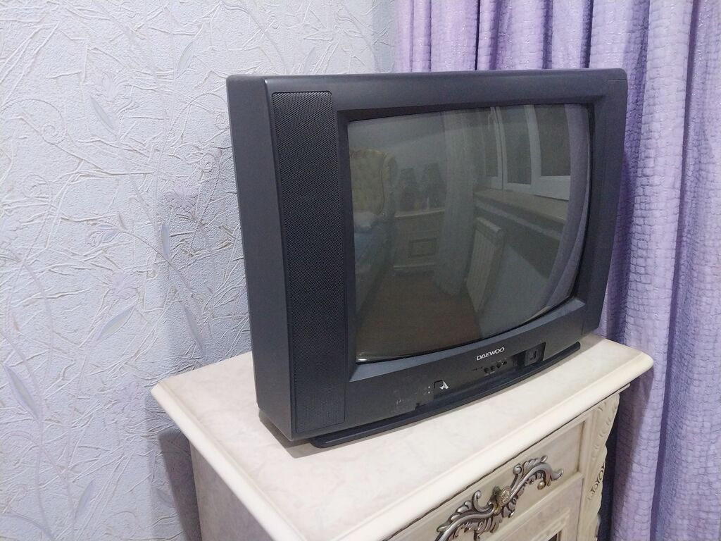 Daewoo kineskop televizor - Ekran: klassik CRT (kineskop), əyri ön — Televizorlar, Bakı (2)