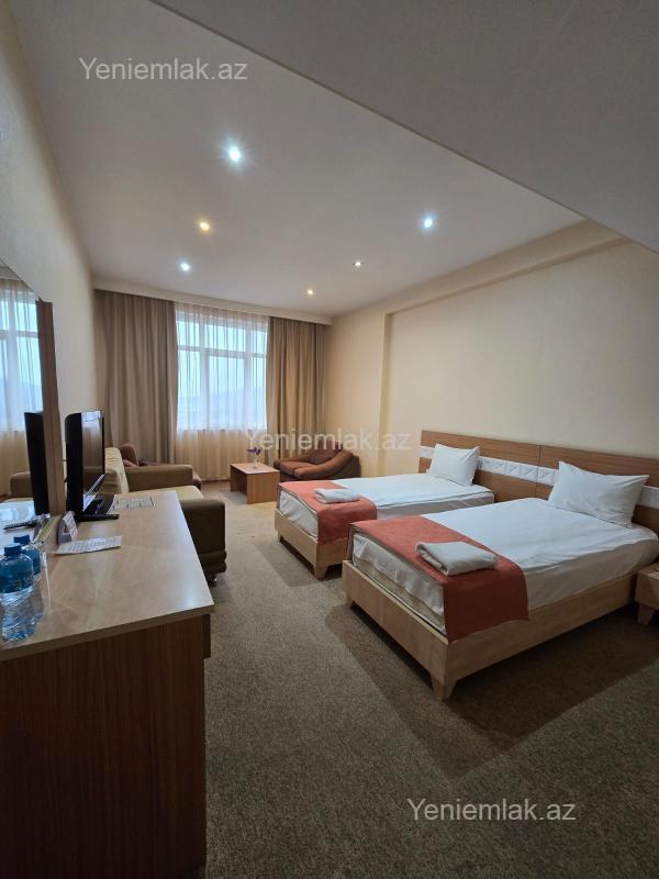 Günlük 16 otaqlı Həyət evi / Villa, 7000 m², Qəbələ — Ev, villa, Qəbələ (2)