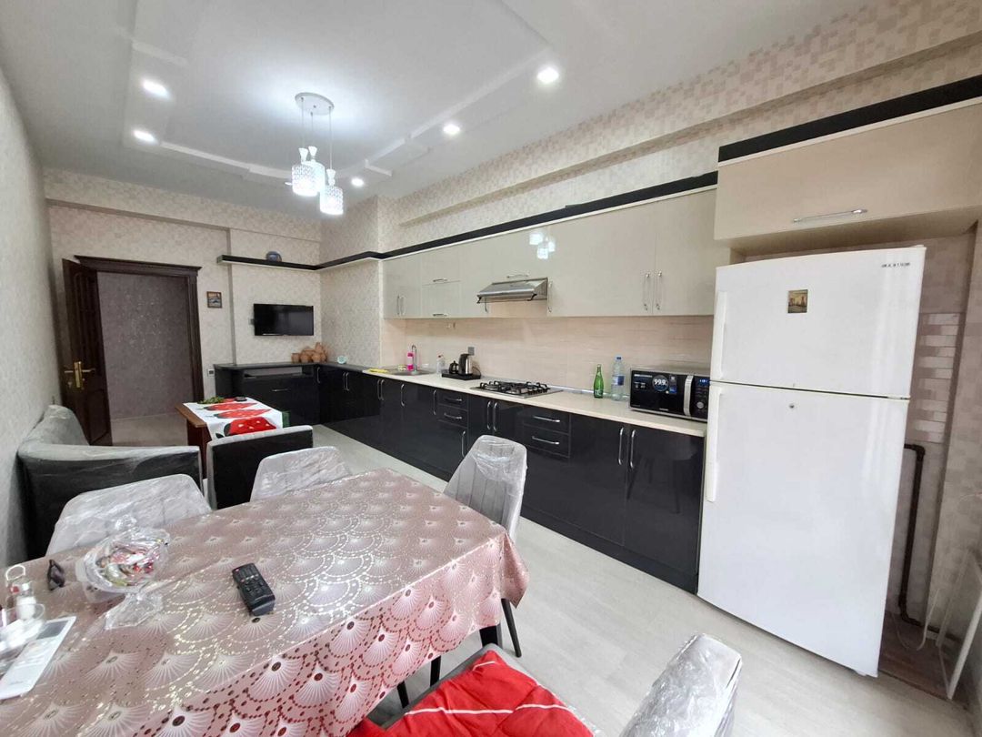 İcarəyə verilir 2 otaqlı yeni tikili 110 m² — Mənzil, Bakı (7)