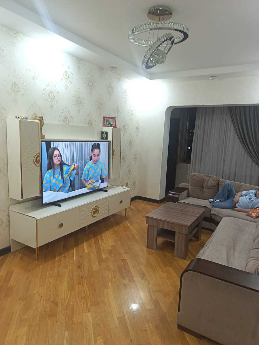 Satılır 5 otaqlı köhnə tikili 130 m² — Mənzil, Bakı (12)