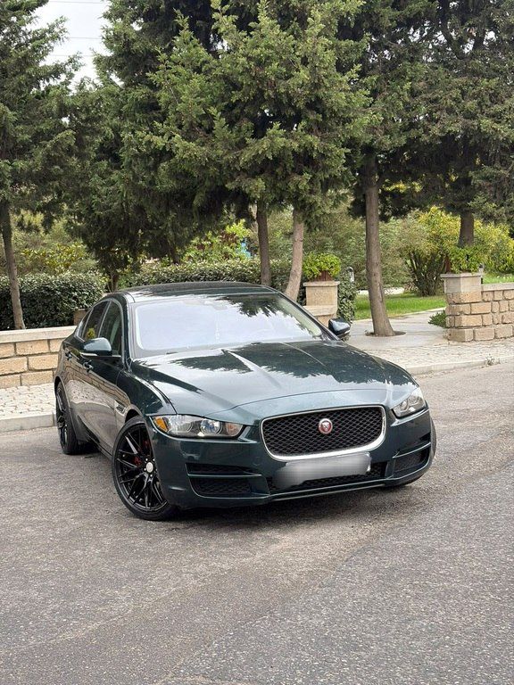 Jaguar XE, 2.0 L, 2017 il, 236 000 km — Avtomobillər, Bakı