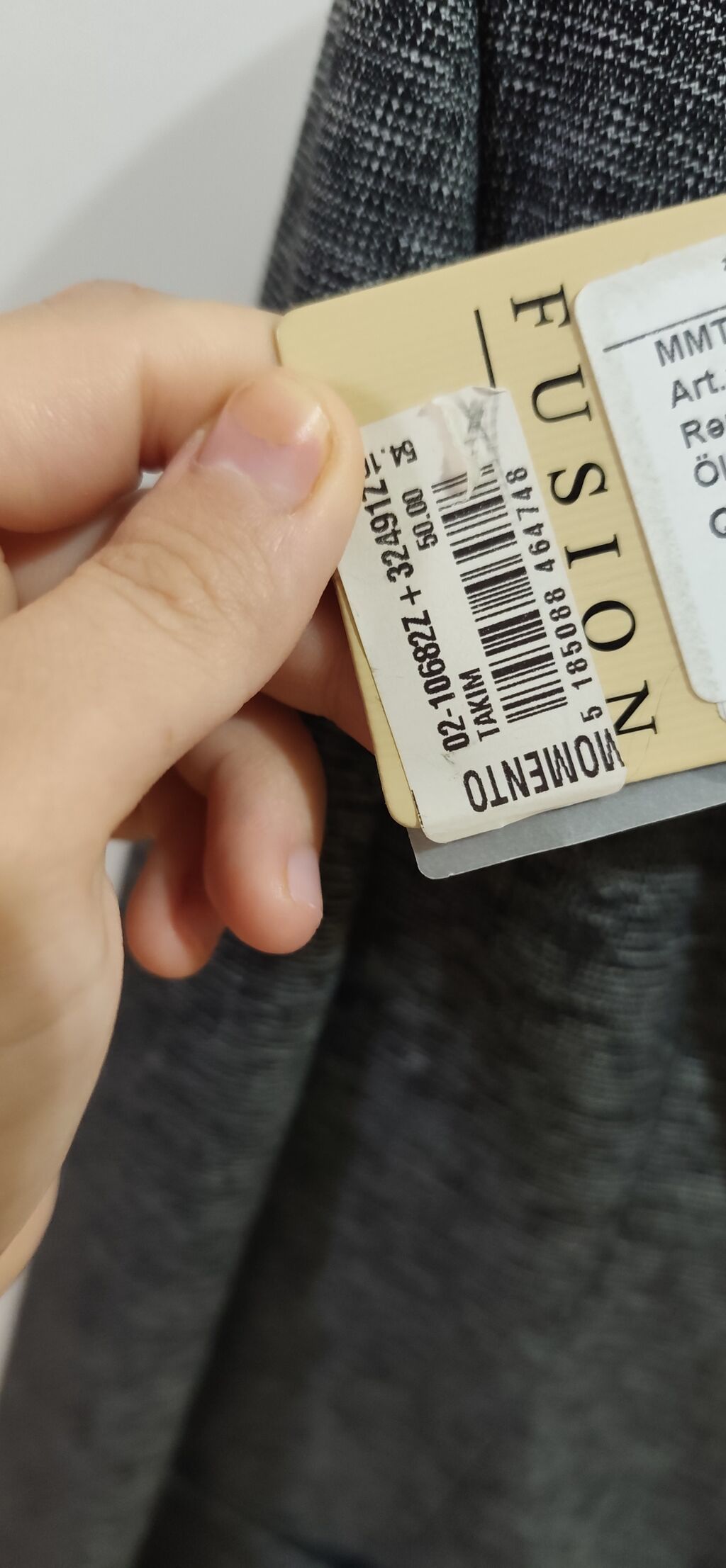 Xonçalıq üçün alınmışdı, heç geyinilmeyib. Üzərindəki qiymətə alınıb — Kostyum, Güzdək (3)