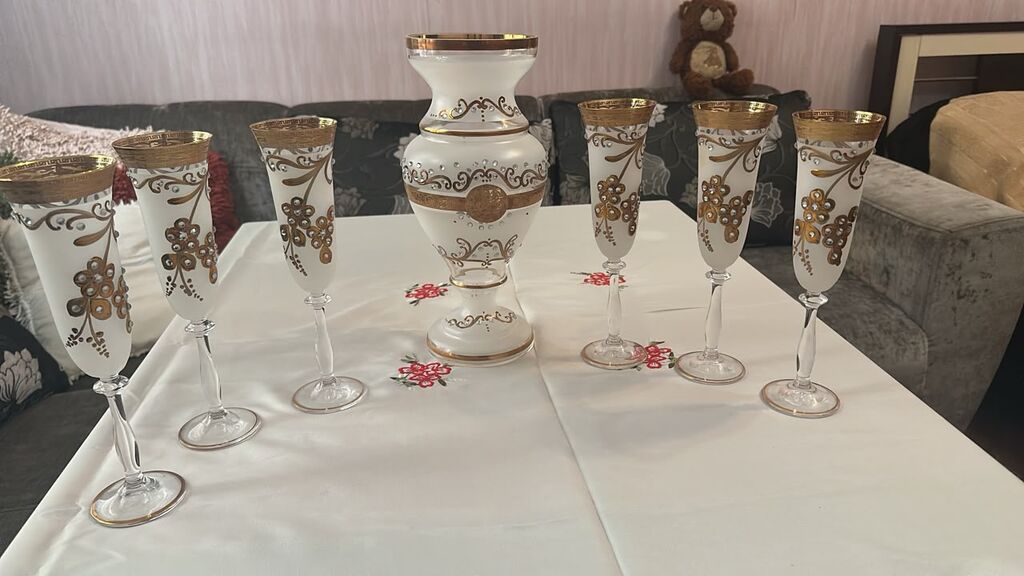 Stəkanlar, rəng - Ağ, Şüşə — Süfrə qabı, Bakı (2)