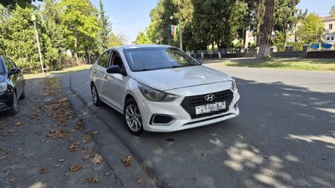Hyundai Accent, 1.6 L, 2019 il, 180 000 km — Bakı