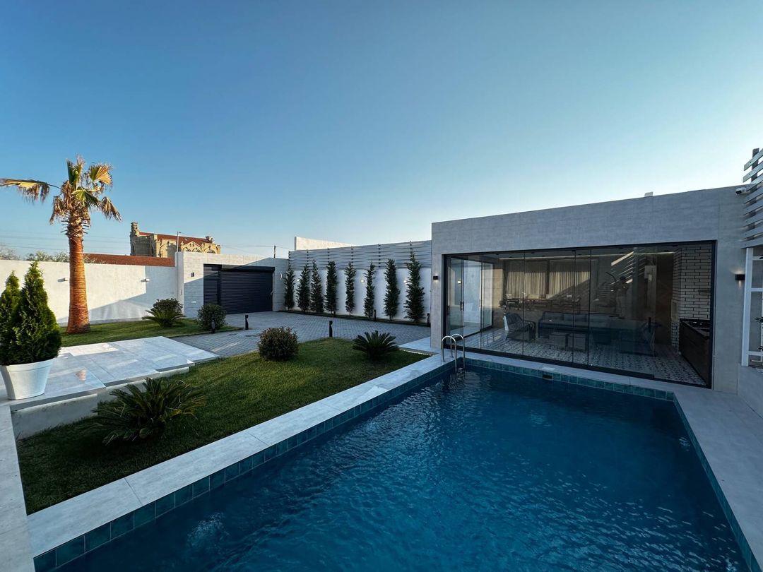 Satılır 5 otaqlı həyət evi/bağ evi 250 m² — Ev, villa, Bakı (9)