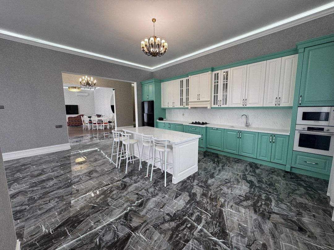 Satılır 4 otaqlı həyət evi/bağ evi 200 m² — Ev, villa, Bakı (6)