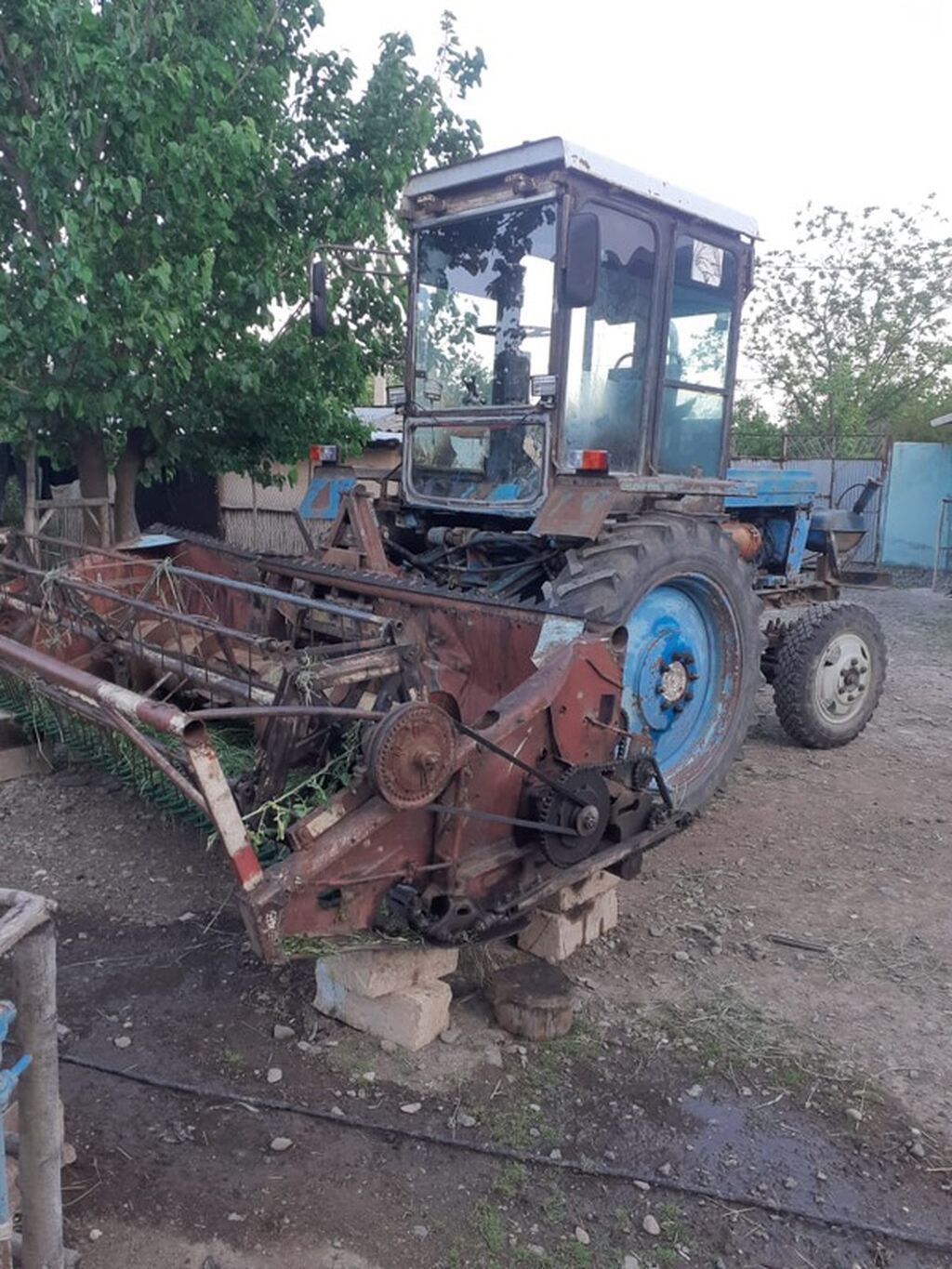 Taxıl biçini üçün kombayn başlığı və traktor komplekti Məhsulun — Traktorlar, Zərdab (5)