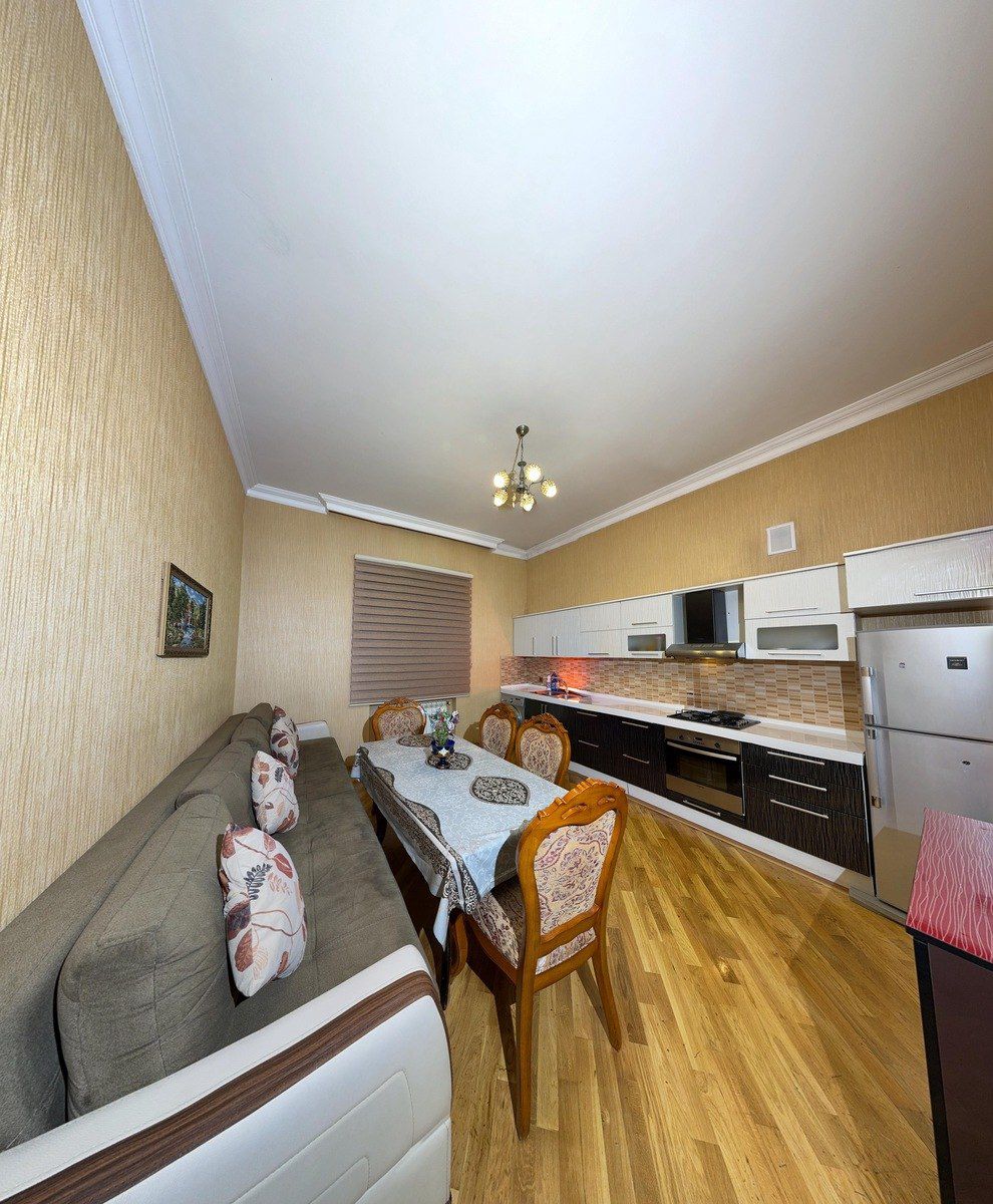 İcarəyə verilir 7 otaqlı həyət evi/bağ evi 250 m² — Ev, villa, Bakı (9)