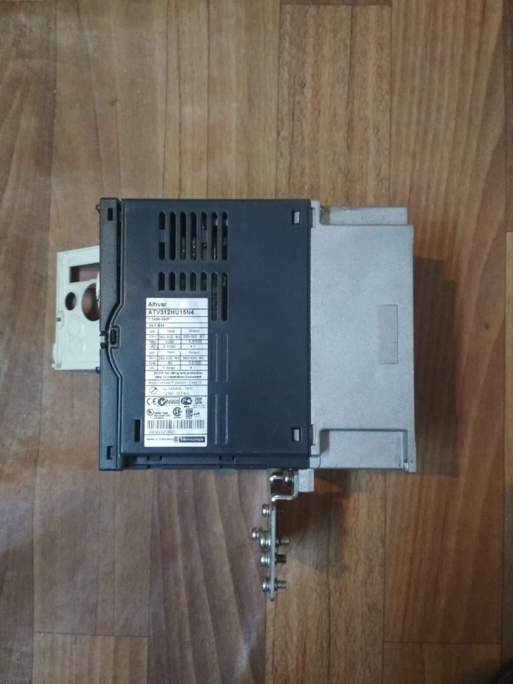 Electric Altivar Schneider 312 (ATV312) ATV312HU15N4 ATV312HU15N4 — Keçici avadanlıqlar, Bakı (2)