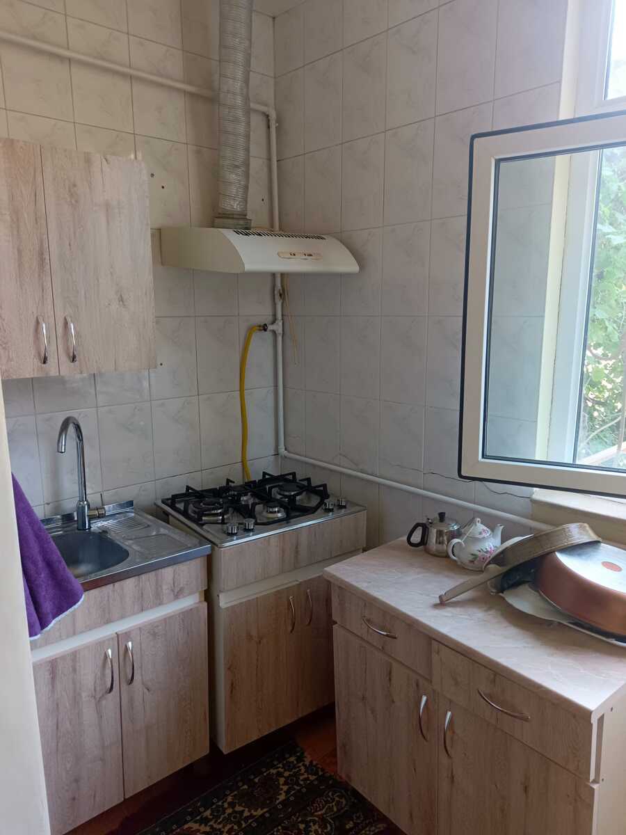 İcarəyə verilir 2 otaqlı köhnə tikili 70 m² — Mənzil, Bakı (12)
