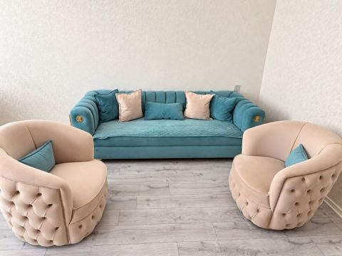 Divan dəsti satılır – 800 AZN. Türkiyə istehsalı olan zövqlü yumşaq — Bakı