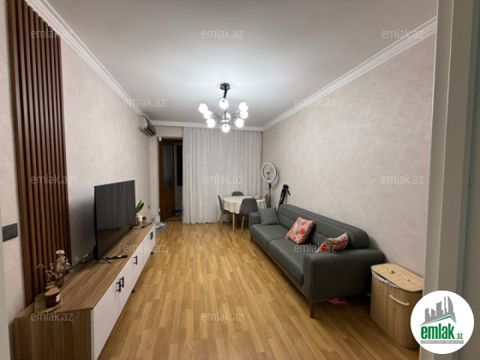 Satılır 2 otaqlı 65 m² köhnə tikili Azadlıq prospekti m