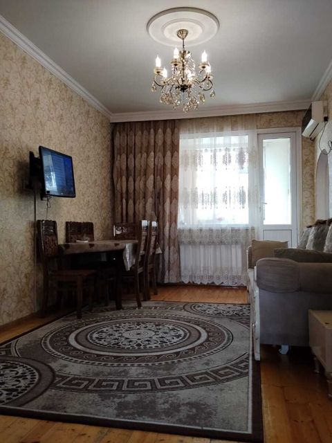 Satılır 2 otaqlı köhnə tikili 55 m² — Bakı