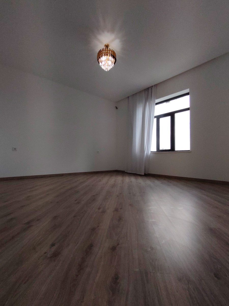 Satılır 4 otaqlı həyət evi/bağ evi 200 m² — Ev, villa, Bakı (12)