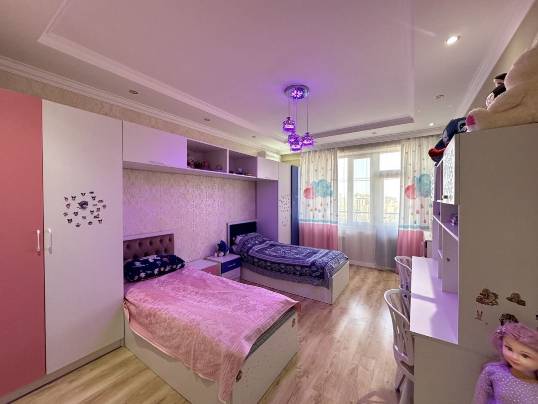 Satılır 4 otaqlı yeni tikili 265 m² — Mənzil, Bakı (12)