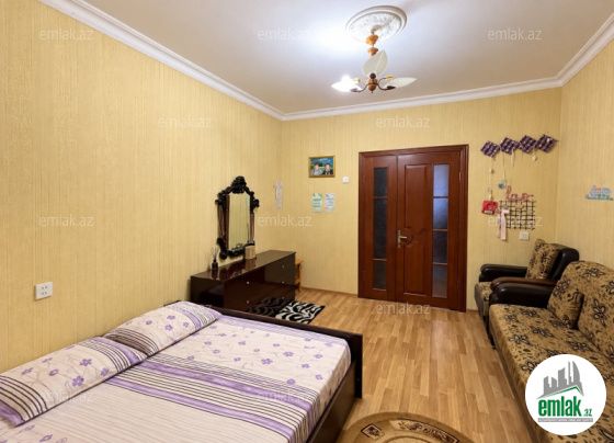 Satılır 4 otaqlı 100 m² köhnə tikili Xalqlar Dostluğu m — Mənzil (4)