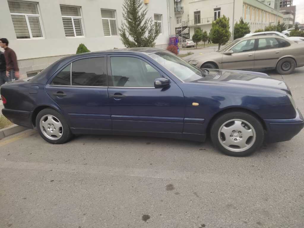 Mercedes E 220, 2.2 L, 1999 il, 625 000 km 90-OJ-518 — Avtomobillər, Bakı (10)