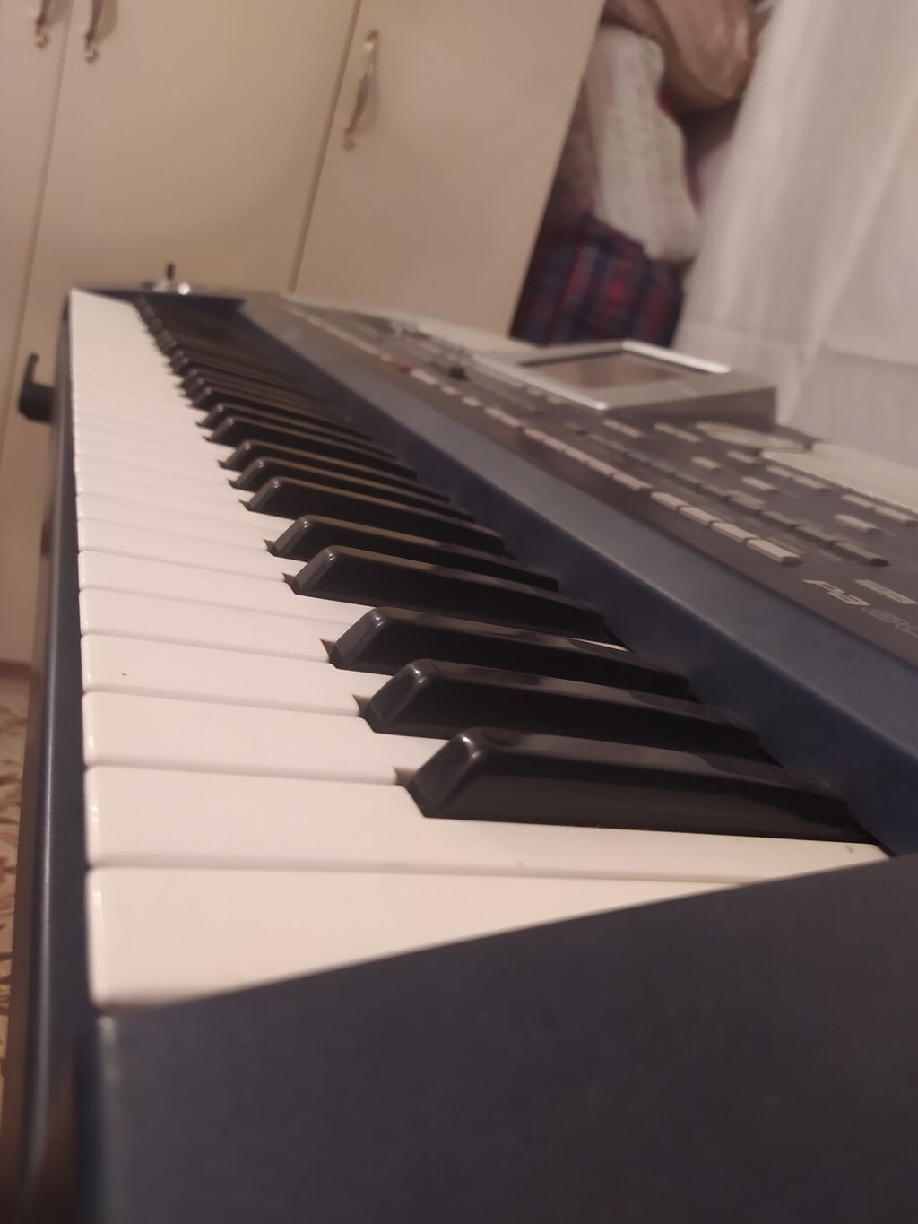 Korg PA800 satlır.led ekran,256 ram,2 ci versiya. - 61 klaviş — Pianino və digər klaviş alətləri, Oğuz