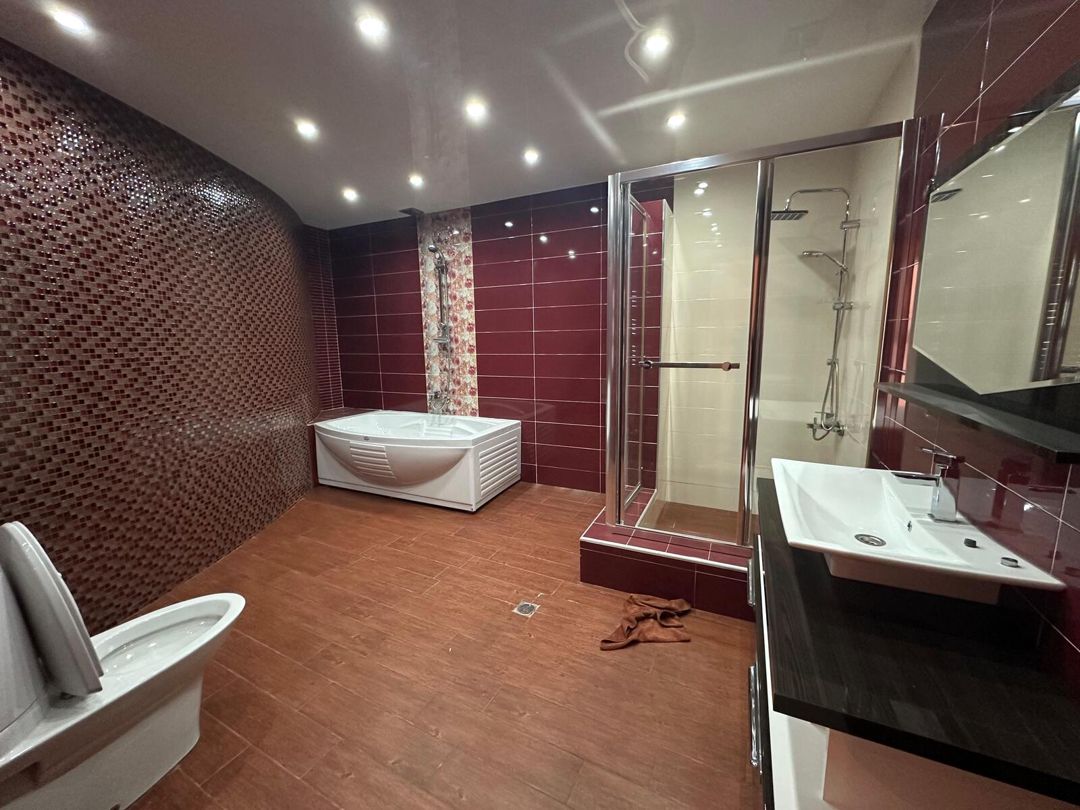 Satılır 4 otaqlı yeni tikili 200 m² — Mənzil, Bakı (6)