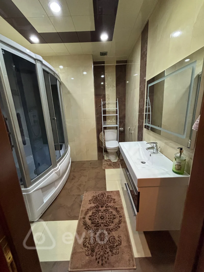3 otaqlı mənzil, 120 m², svetlana memmedova kucesi — kirayə — Mənzil, Bakı (12)